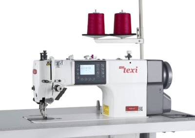 Flachbett Industrienähmaschine mit 3 fach Transport für Leder und dicke Stoffe Kopf