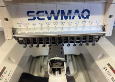 Industriestickmaschine Kapsel